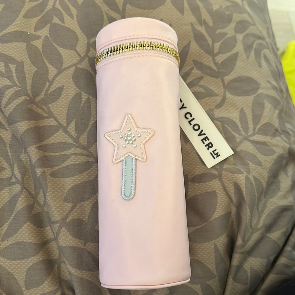 Stoney Clover brush pouch